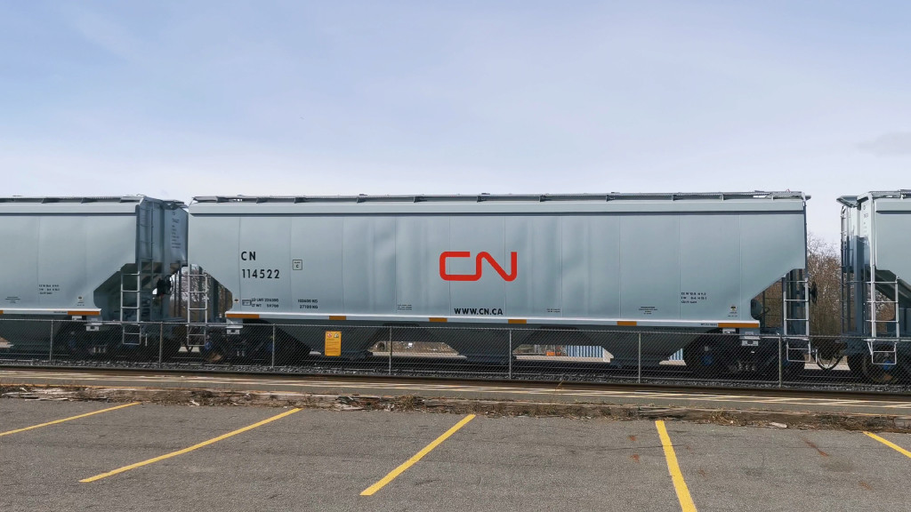 CN 114522